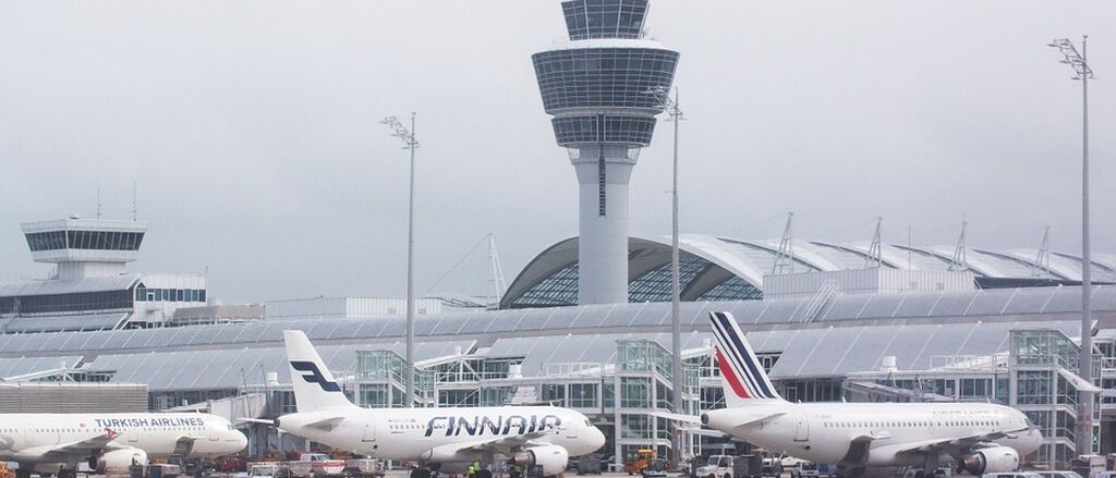 2016 09 airport 413817 960 720